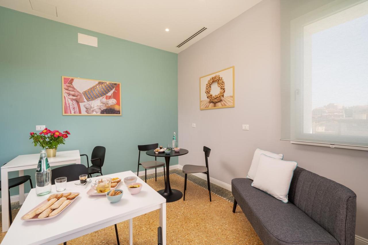 Nue Suites Sassari Eksteriør bilde