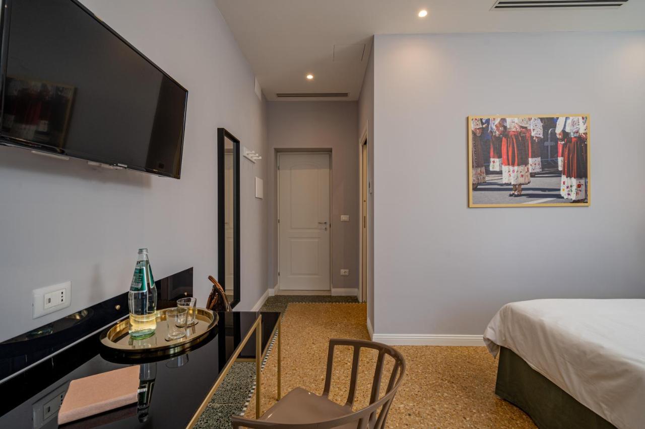 Nue Suites Sassari Eksteriør bilde